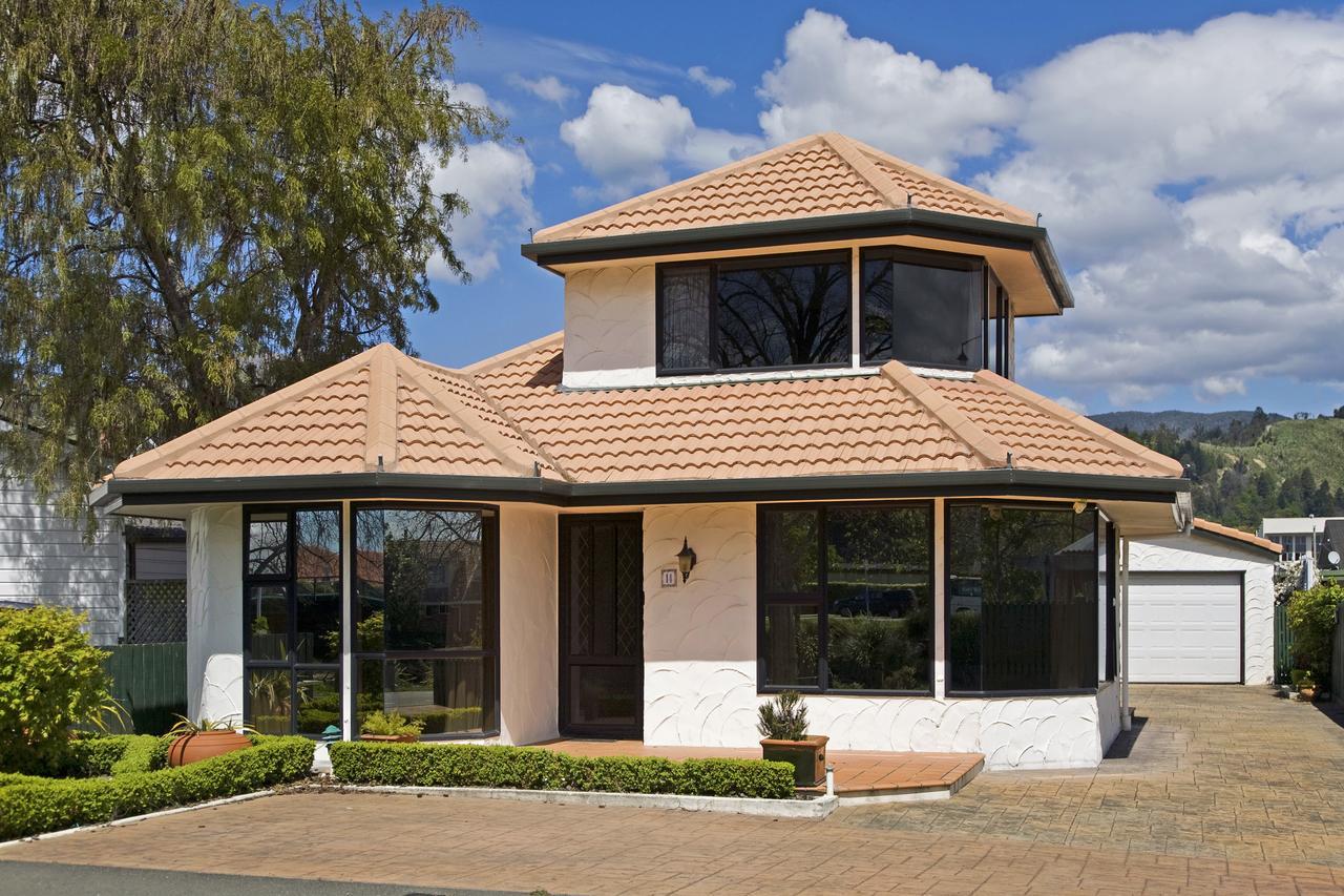 Riverside Villa - In The City By The River! Nelson Exterior photo